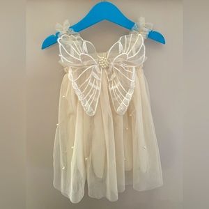 Butterfly wings dress with pearl details 6-12m baby.